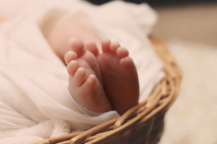 Ágyneműtartóban halt meg egy csecsemő Vattán