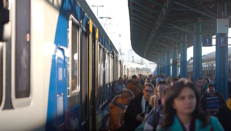 Budapest és Debrecen között új Cívis InterRégió vonatok közlekednek