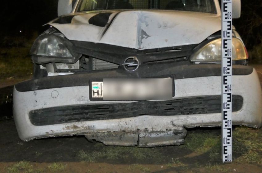 Villanyoszlop állította meg a részeg hajdúhadházit