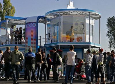 Bochkor, Boros és Voga repíti Debrecenbe a Bumerángot