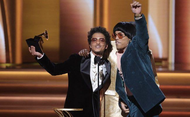 Grammy-díj: Bruno Mars utolérte Paul Simont