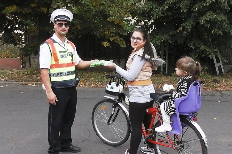 Kirajzottak a rendőrök, mert a biciklisekkel sok baj van