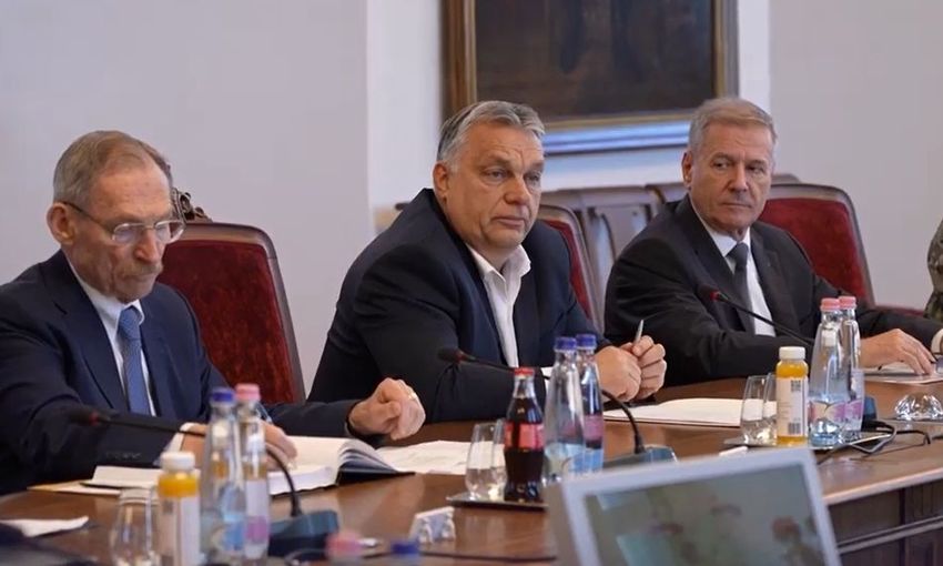 Orbán Viktor: Magyarország ki akar maradni a háborúból