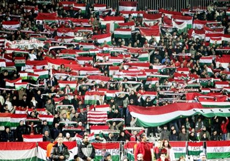 Amikor nem ciki, hanem önzetlenség a magyar fociért fizetni