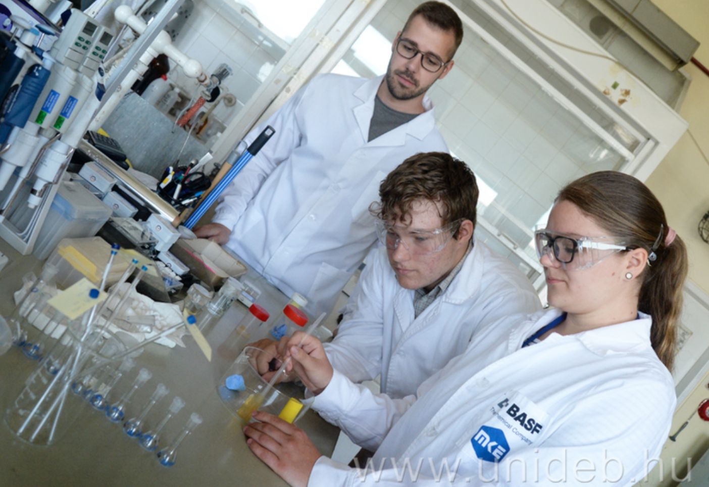Tudományos tábort szervez középiskolásoknak a Debreceni Egyetem