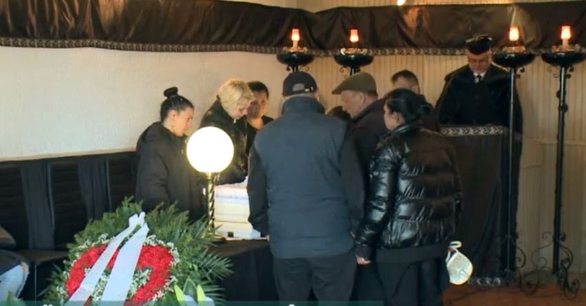 Fehér koporsóban temették el a Polgáron meghalt gyermeket