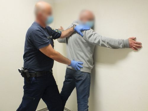 Közokiratot hamisított a Nagykerekinél elfogott moldáv