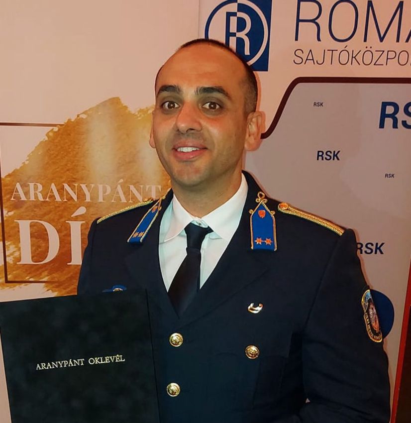 Rendőr főhadnagyot választottak roma hősnek