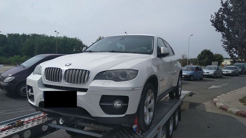 Csengersimán akadt fenn egy körözött BMW