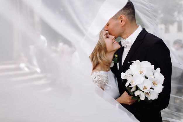 Házasságkötés Nyíregyházán: fotós sem engedett