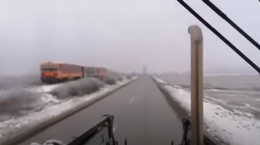 Traktor előzte meg a Debrecen és Nagykereki között közlekedő vonatot