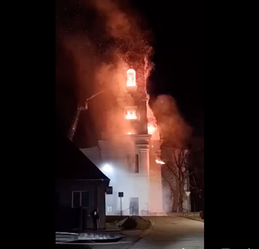 Lángokban állt egy templom Veszprém megyében