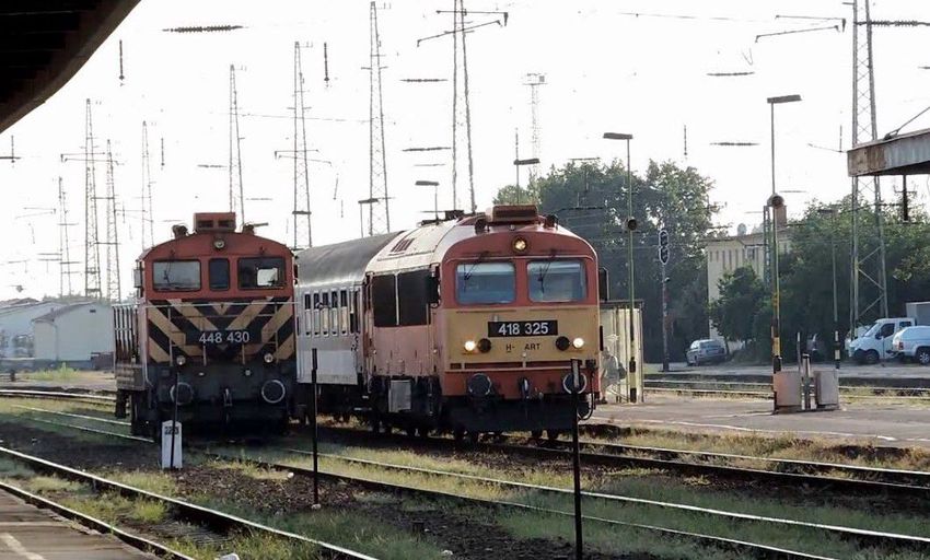 Leépülés! Húsz éve gyorsabban lehetett elérni Debrecent vasúton