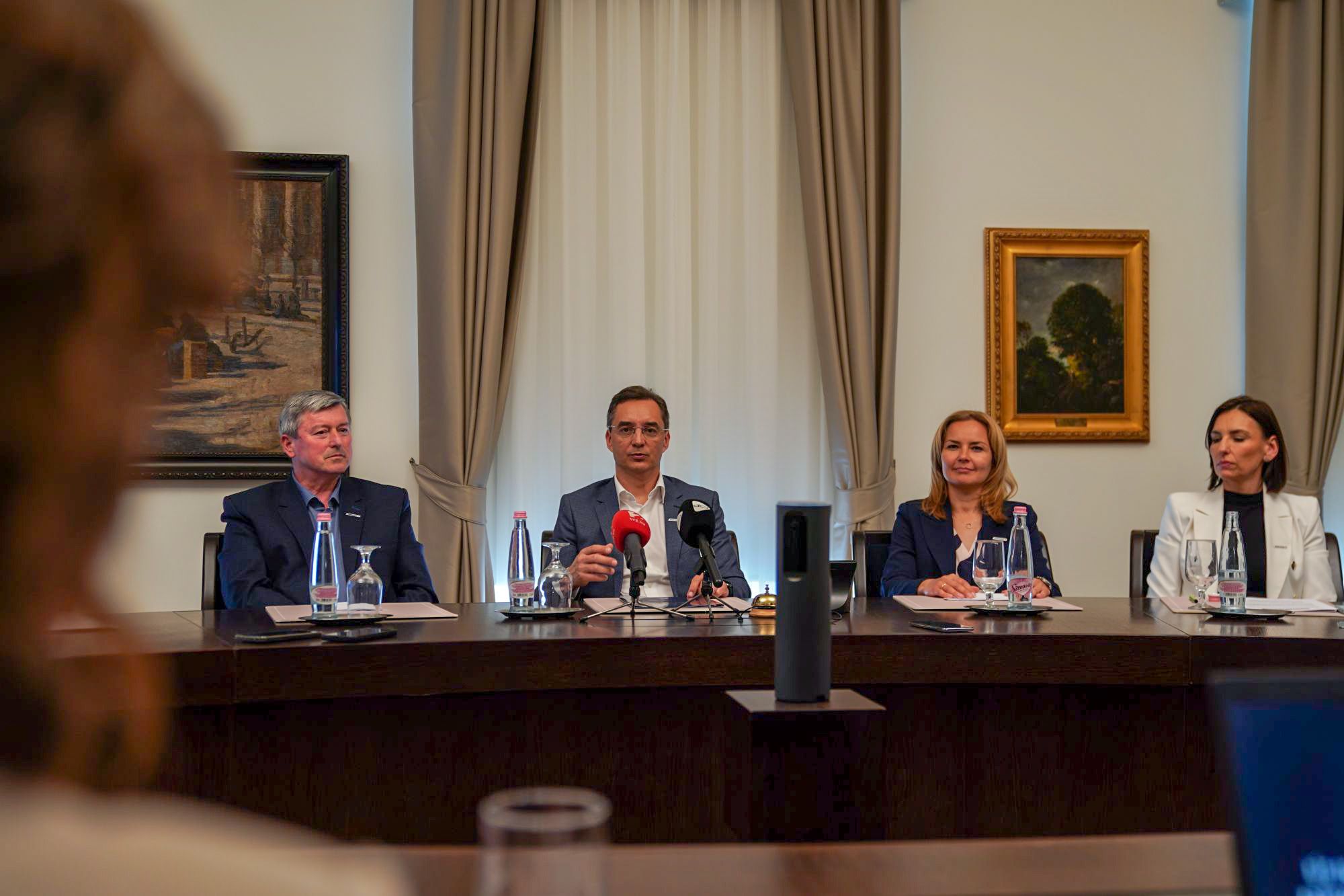 Belevágott a városvezetés a tócóvölgyi lakásépítésbe Belevágott a városvezetés a tócóvölgyi lakásépítésbe
