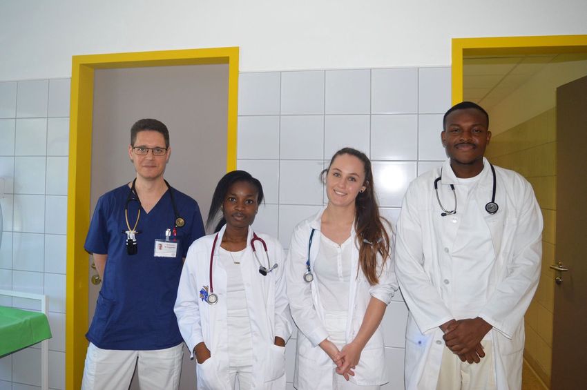 Nigériából Nyíregyházáig jöttek az orvostanhallgatók