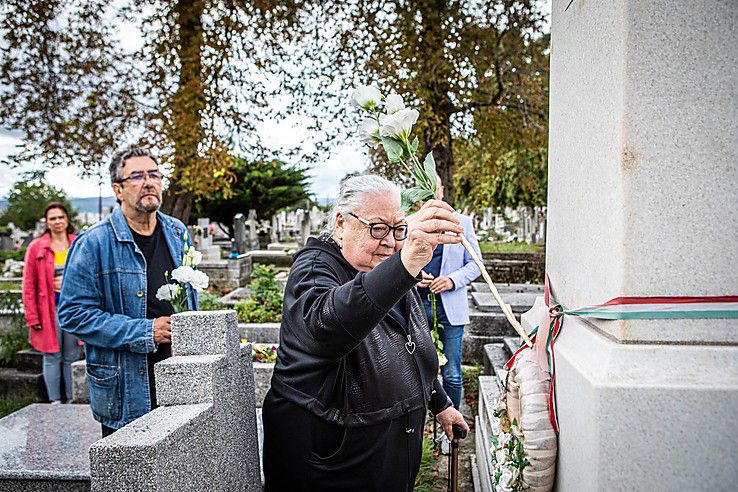 Déryné miskolci sírját látogatta meg Molnár Piroska
