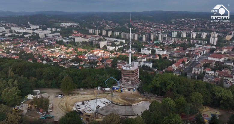 Videón, ahogy épül-szépül Miskolc emblematikus épülete