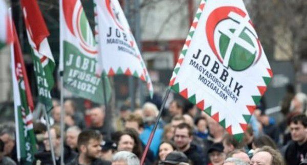 A debreceni Jobbik fiatal értelmiségieket toboroz