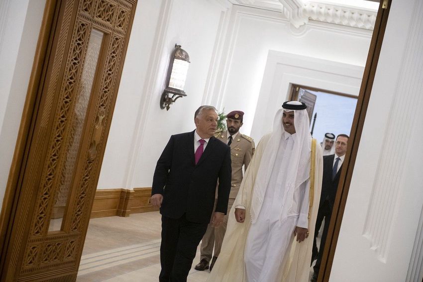Katari gázt is vesz a kormány 