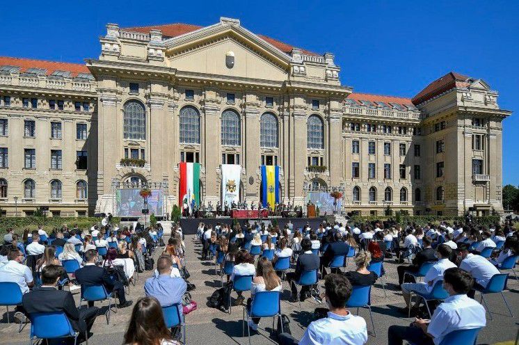 Ebben a kategóriában a Debreceni Egyetem az ország legjobbja