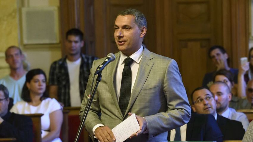 Fontos feladatot kapott Orbántól Lázár