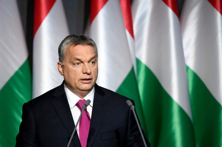 Orbán szerint öt "támadást" kell kivédeni