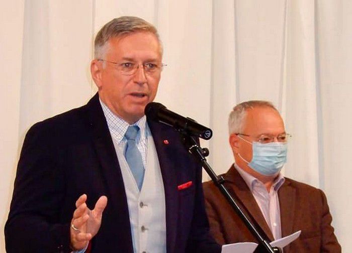 Kórházi kezelése szorul a koronavírusos berettyóújfalui polgármester