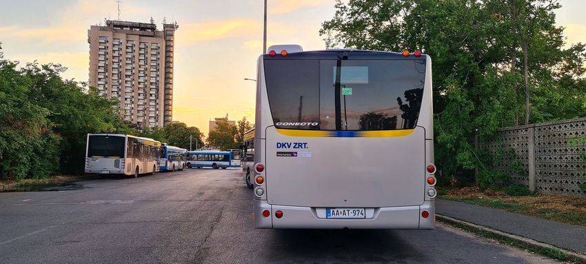 Terelőútvonalon a 14-es busz Debrecenben