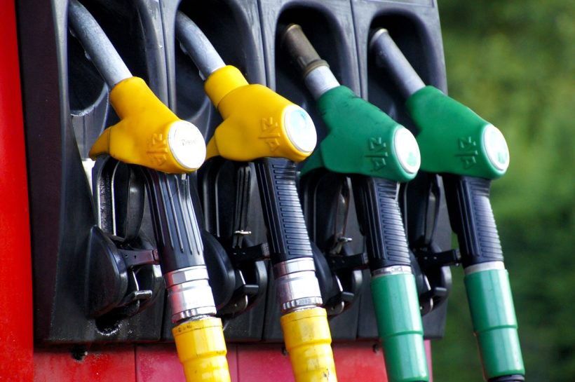 Benzinkutak bezárásával járhat a benzin újabb áremelkedése