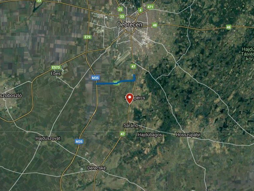Kamionbaleset sérülttel Debrecen közelében