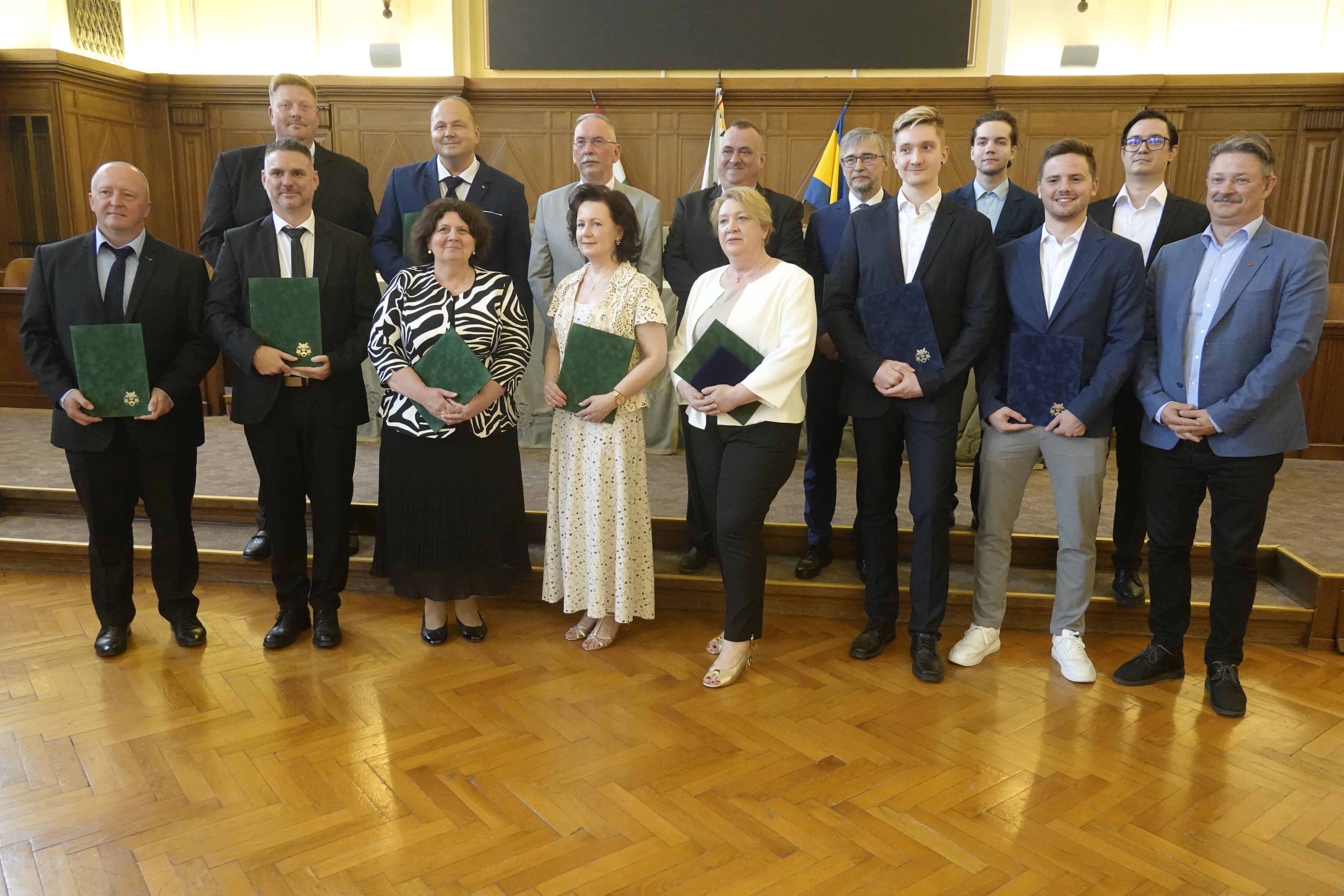 Elismerte pedagógusait a Debreceni Egyetem