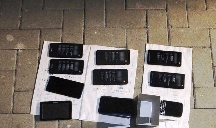 Bevásárlóközpontból lopott mobiltelefonokat egy debreceni férfi