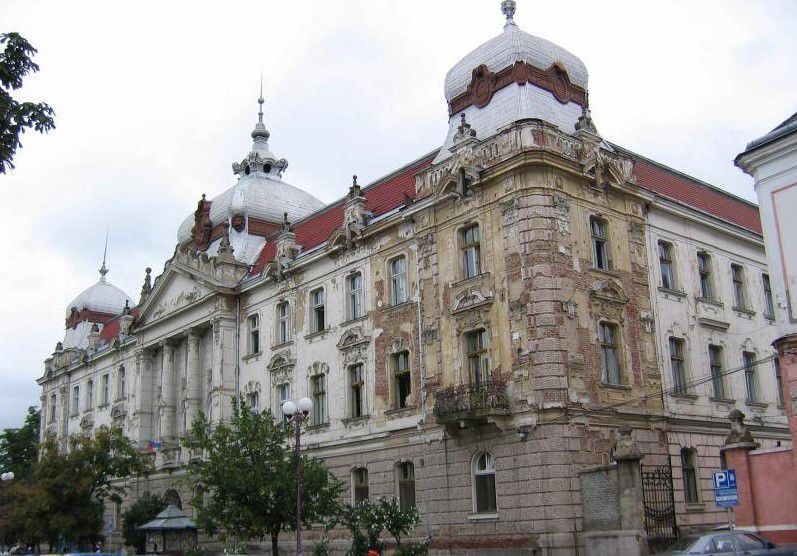 Trianon átka: elvették a románok a magyarok patinás épületét