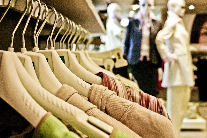 Egyre többen vásárolnak ruhát online