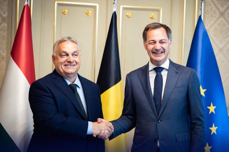 Orbán Viktor hivatalosan is átvette az Európai Tanács soros elnökségét