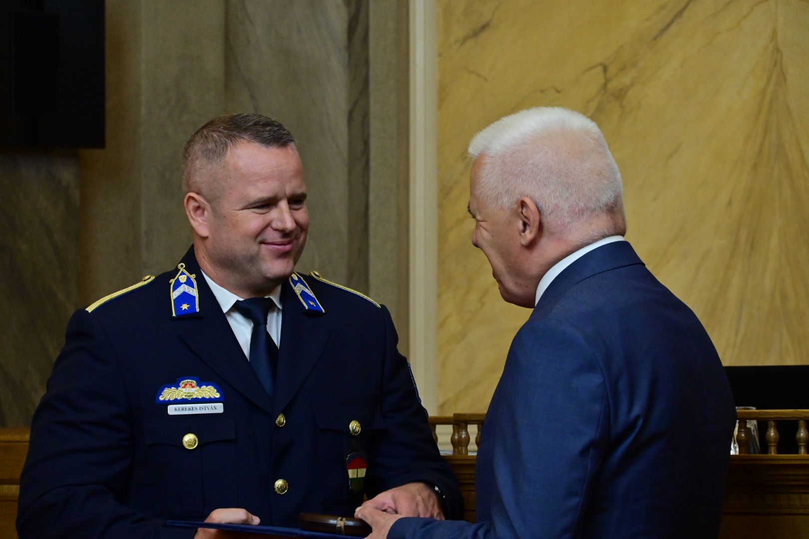 Sztárek Ferenc-díjat kapott a Huszártelep rendőre Sztárek Ferenc-díjat kapott a Huszártelep rendőre