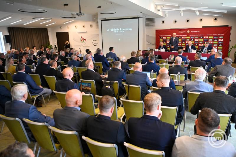 MLSZ: döntöttek Rossi jövőjéről MLSZ: döntöttek Rossi jövőjéről