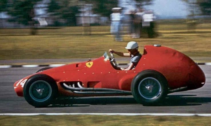 Őrület, mennyiért kelt el egy Ferrari!