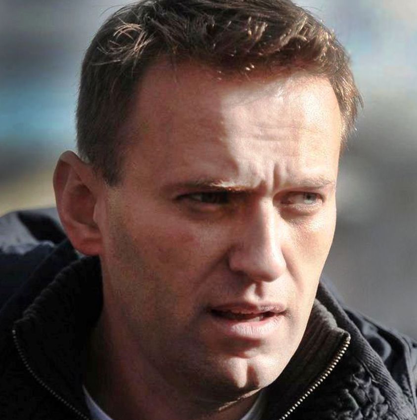 Alekszej Navalnijt 19 év fegyházra ítélték
