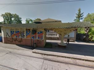 Nem illik a képbe, elbontják a Pálma előtti pavilont