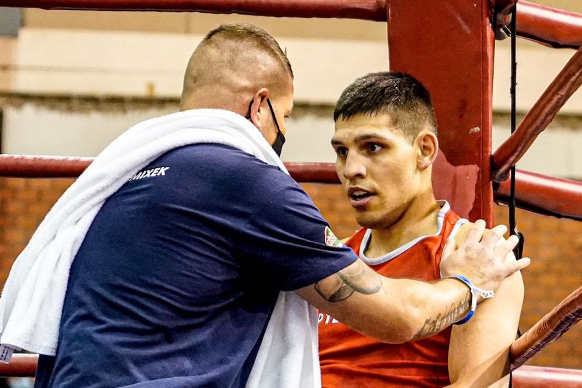 Négy magyar már döntős a debreceni bokszversenyen