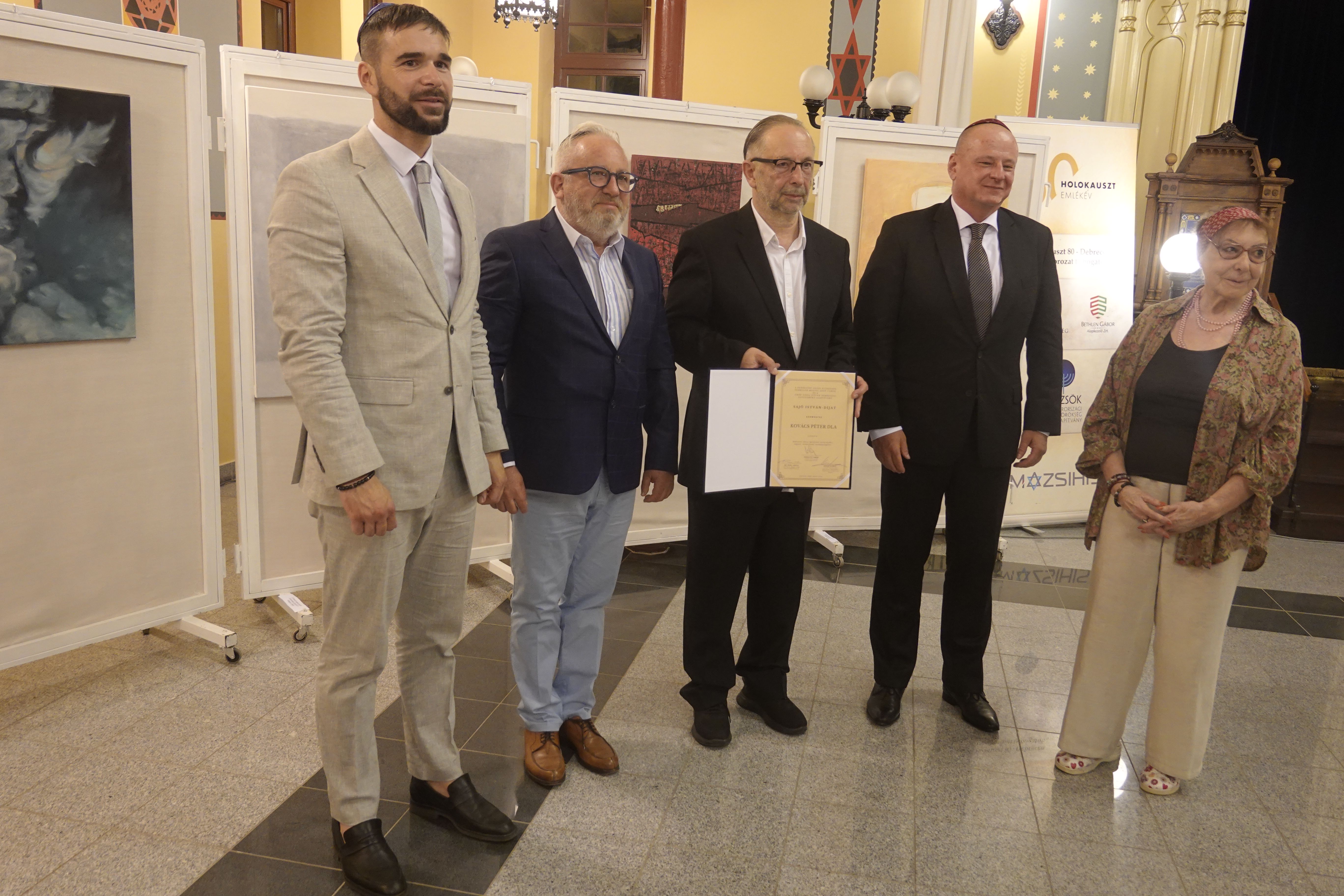 Sajó-díj: Dzsudzsák Balázst és Kovács Pétert méltatták a debreceni zsinagógában