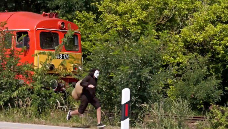 Egy emberszabású csiga lefutotta a Debrecen és Mátészalka között közlekedő vonatot