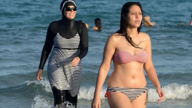 Burkinis nők és férjeik miatt tört ki pánik a strandon