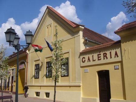 Évtizedes évfordulót ünnepelnek, alpolgármesteri szinten