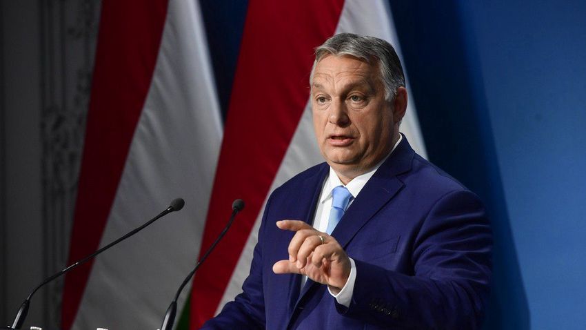 Orbán: a gyerekek szexuális neveléséről kizárólag a szülő dönthet
