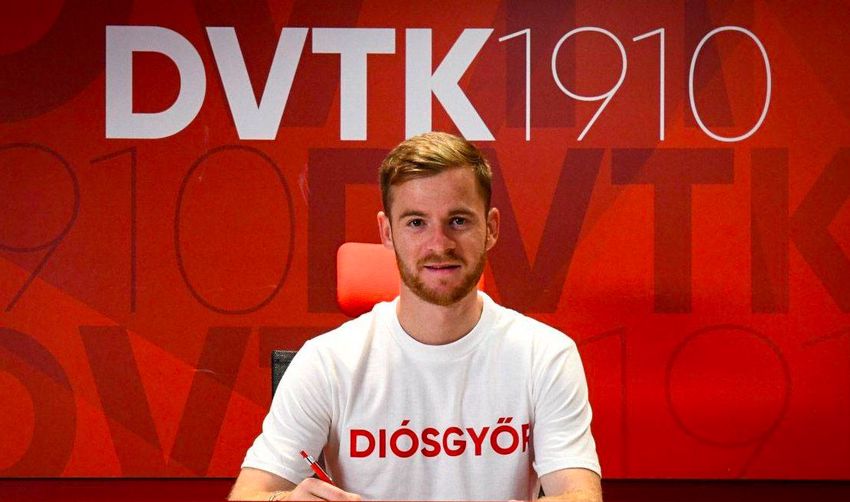 Rutinos szlovén válogatott támadót igazolt a DVTK