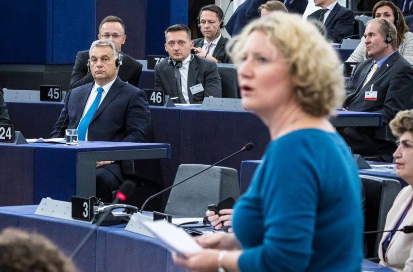 Orbán Viktor így védekezett az EP-parlamentben
