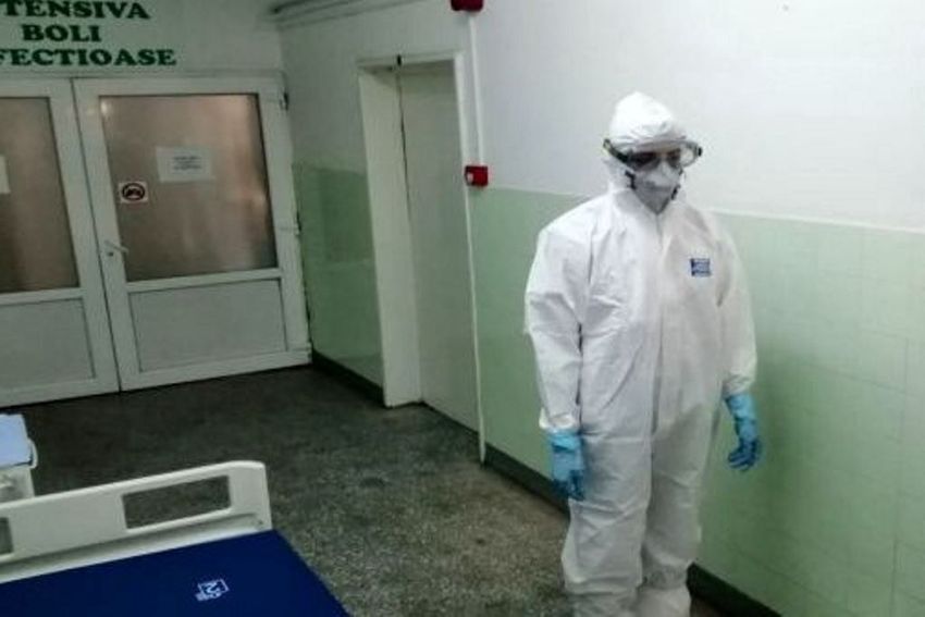 Koronavírus-fertőzés gyanújával kezelnek egy fiatalt Temesváron