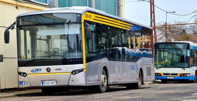 Spórolás Debrecenben: így közlekednek a villamospótló autóbuszok!